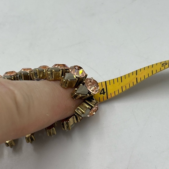 J. Crew Round Pink Crystal Tan Pear Shaped Elastic Gold Tone Stretch Bracelet - Picture 8 of 8